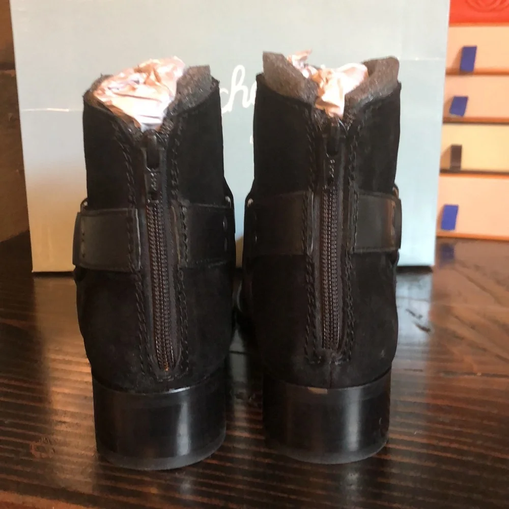 Seychelles charming ankle bootie in black suede - Picture 7 of 13